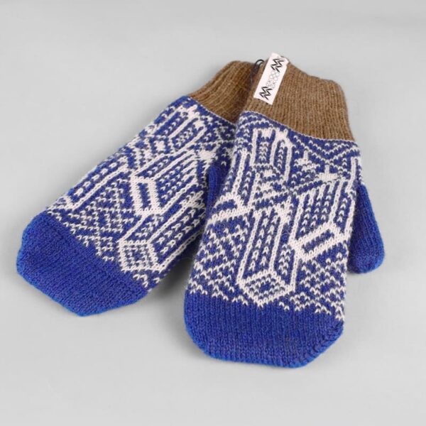 mittens 3